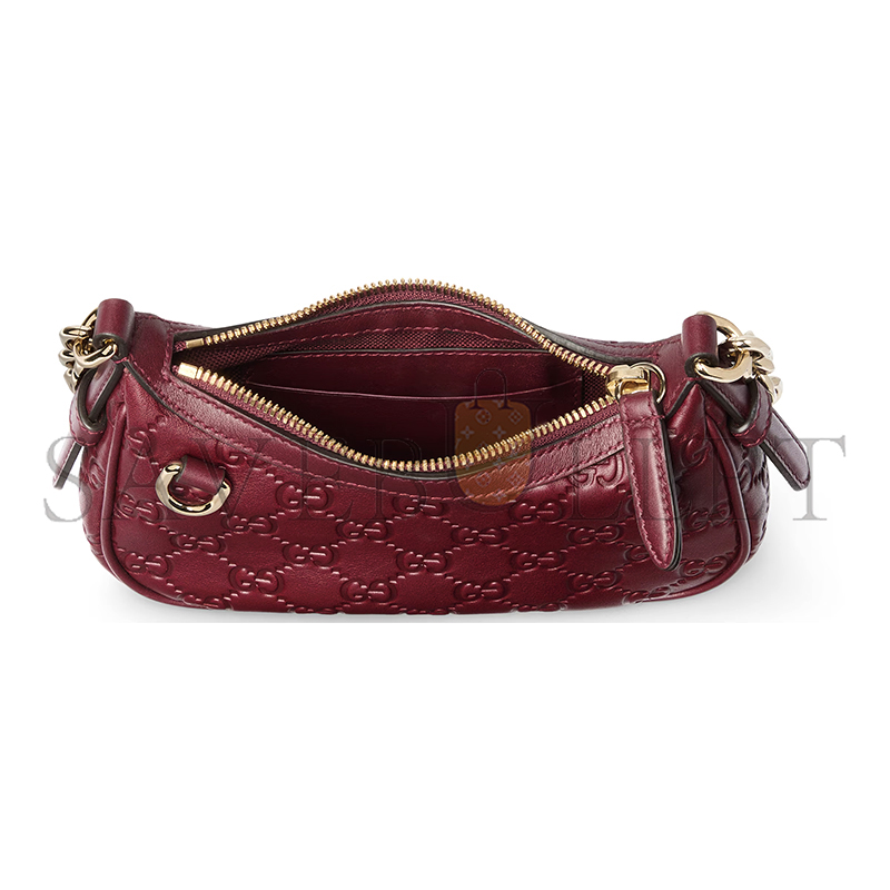 GUCCI GG EMBLEM MINI SHOULDER BAG 847091 (19*12*4cm) GUCCI GG EMBLEM MINI SHOULDER BAG 847091 (19*12*4cm)
